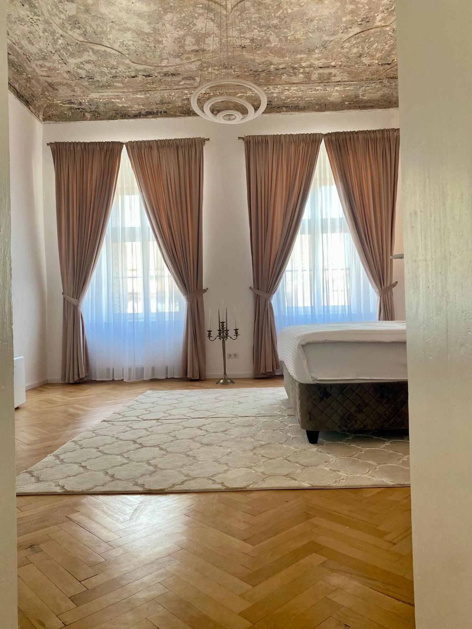 Schiller Rooms Сибиу Экстерьер фото