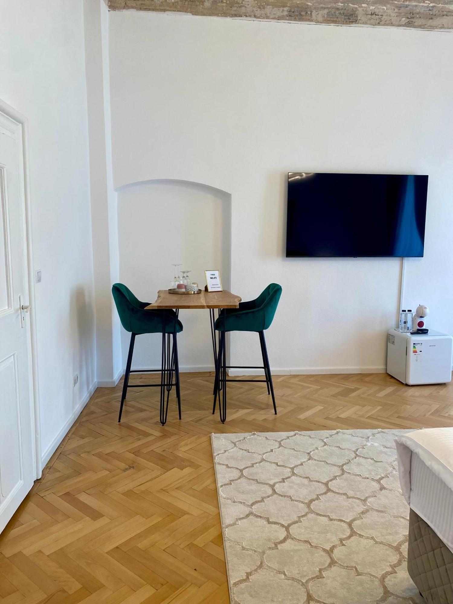 Schiller Rooms Сибиу Экстерьер фото