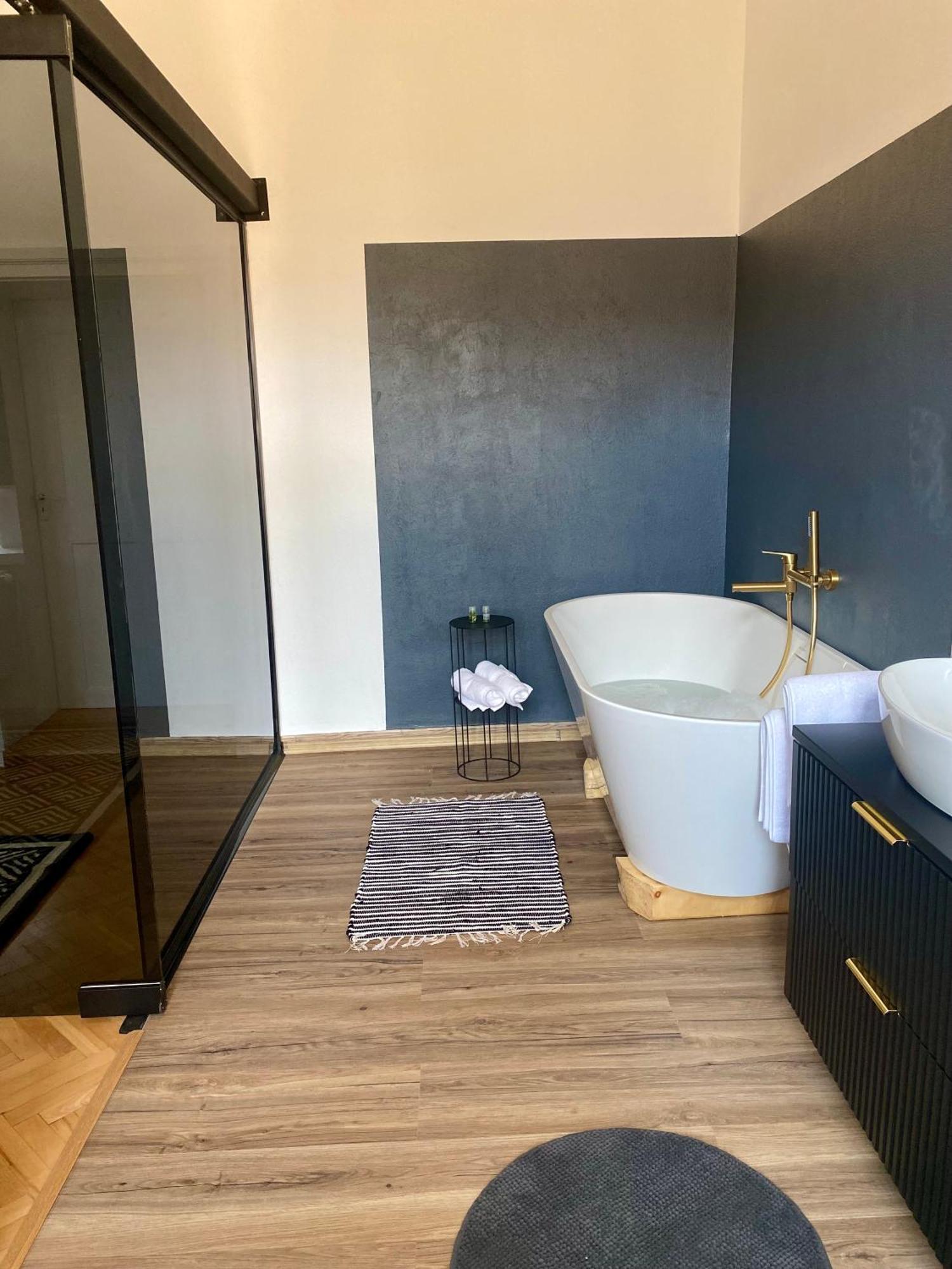 Schiller Rooms Сибиу Экстерьер фото