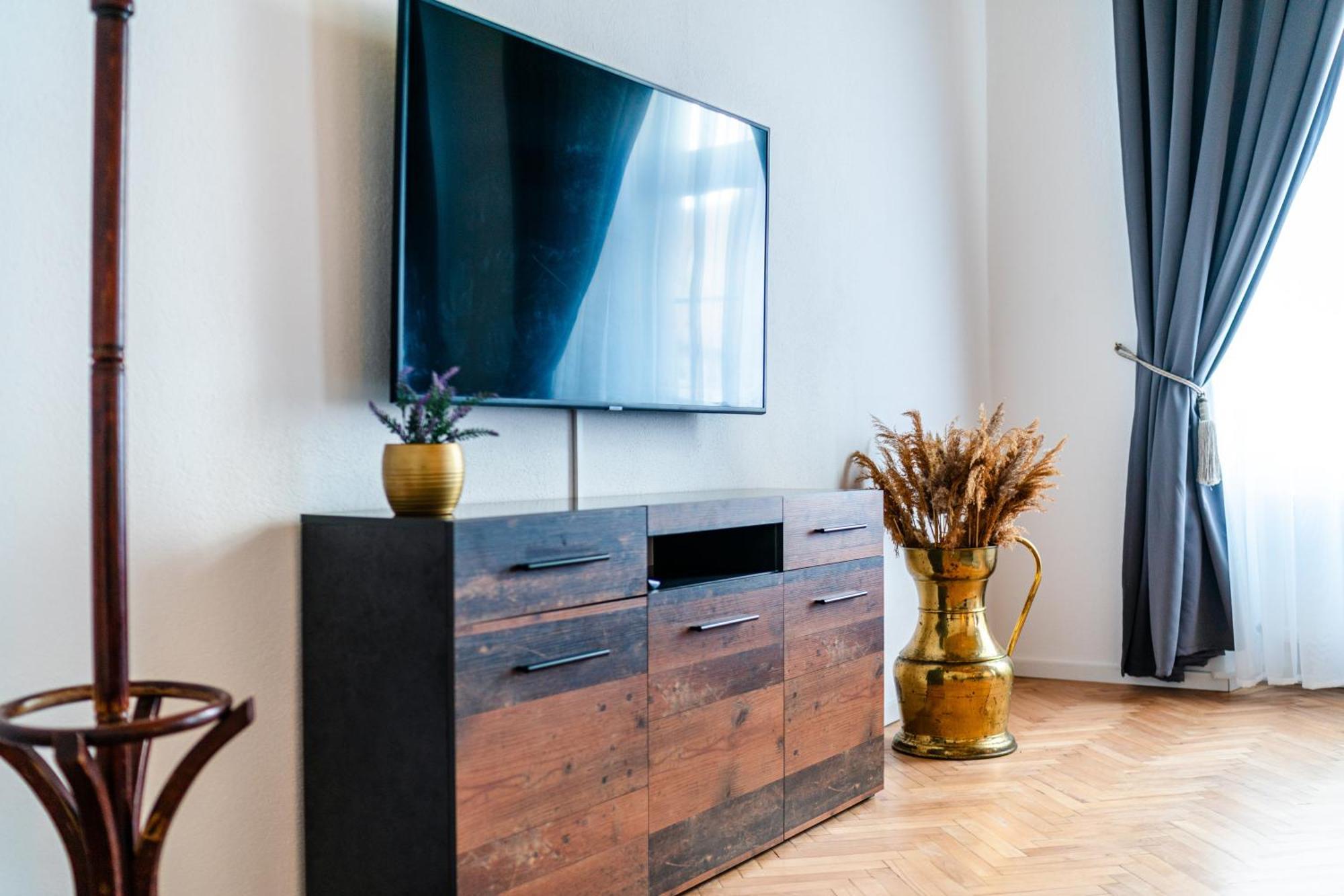 Schiller Rooms Сибиу Экстерьер фото